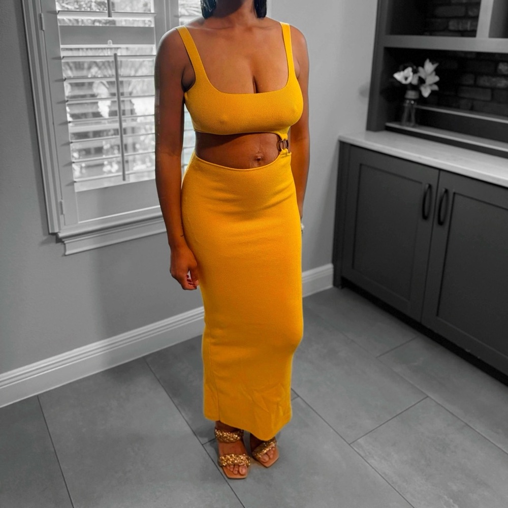 Yellow Connected Two-Piece Sleeveless Dress